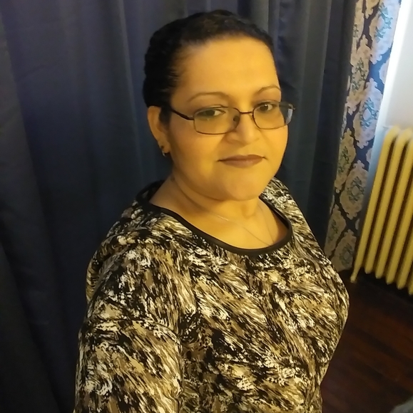 Meet your Posher, Daisy - Picture 1 of 5